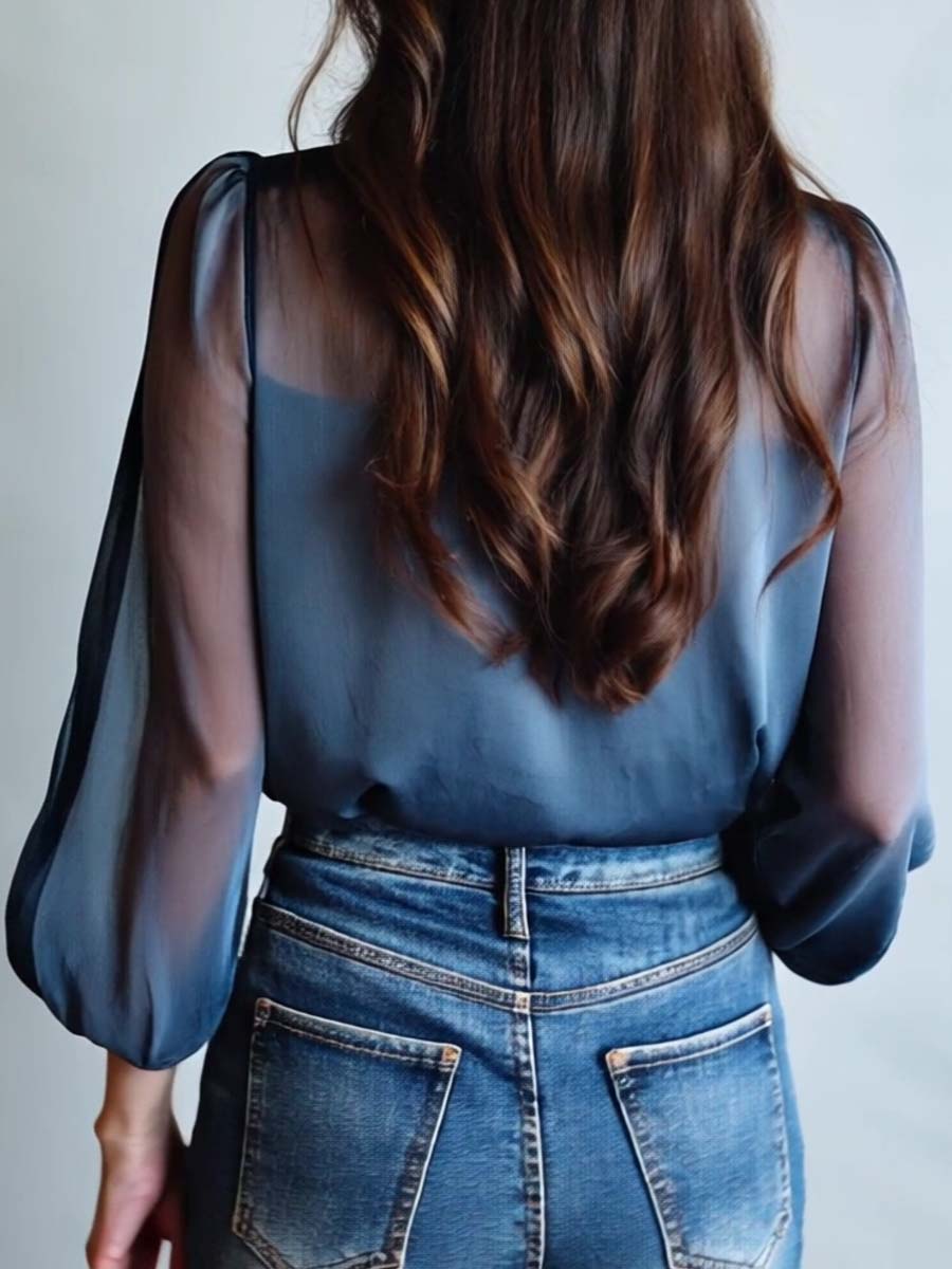 Blommig blus i bohemisk chic-stil