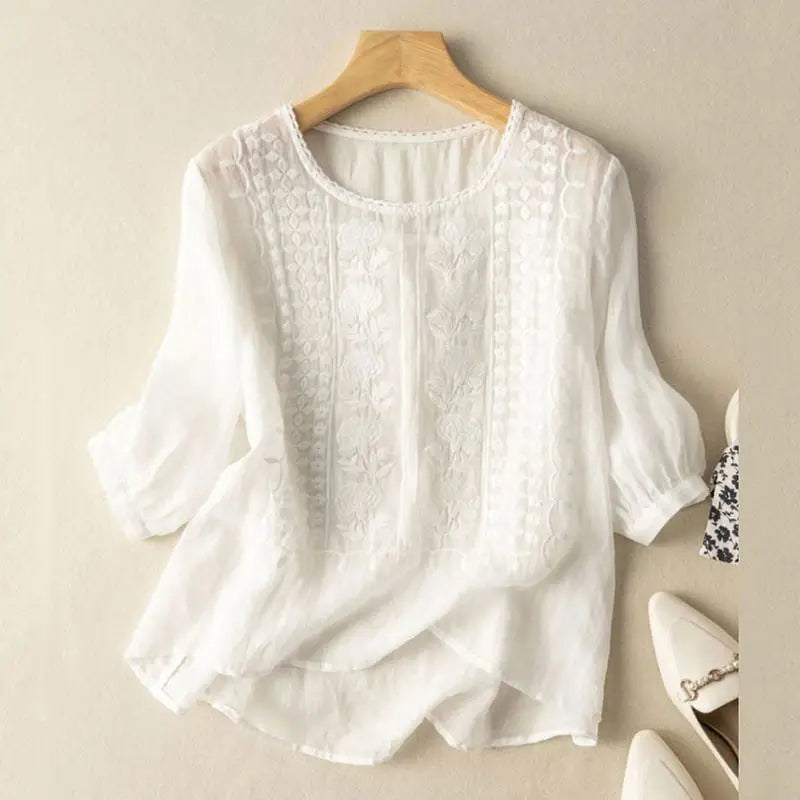 Aurora | Broderad avslappnad blus