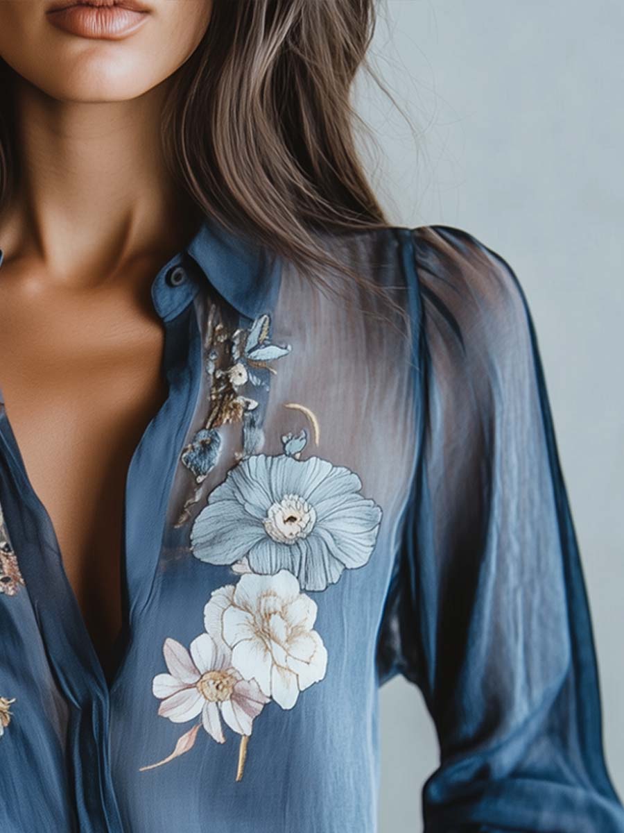 Blommig blus i bohemisk chic-stil