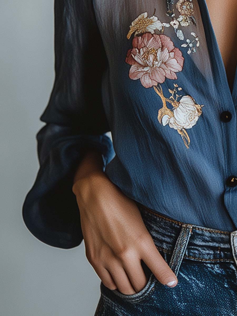 Blommig blus i bohemisk chic-stil