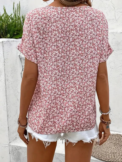 Wolena | Blommig blus med vildblomsmotiv