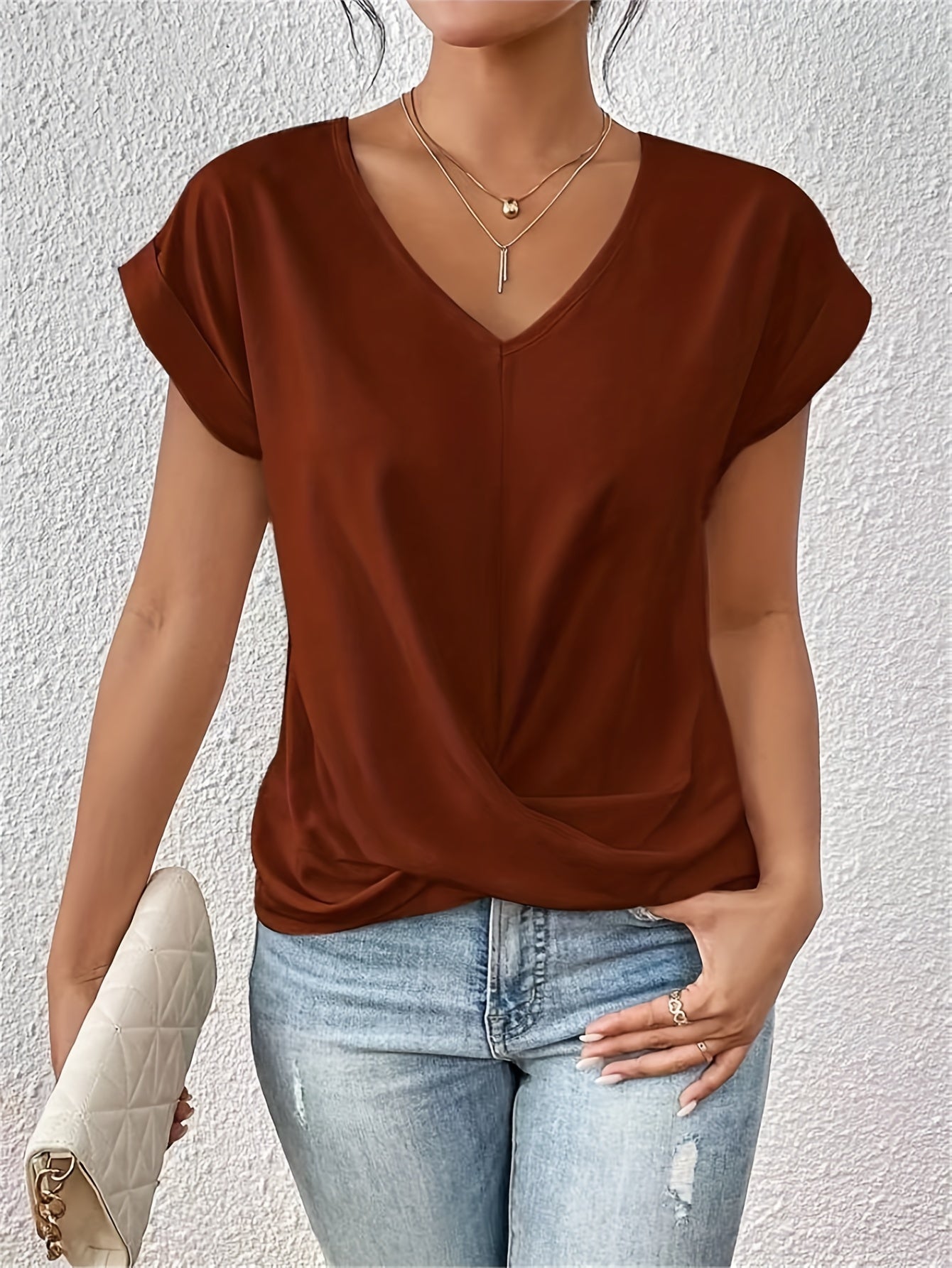 Zoe | Elegant t-shirt med hjärtformad halsringning