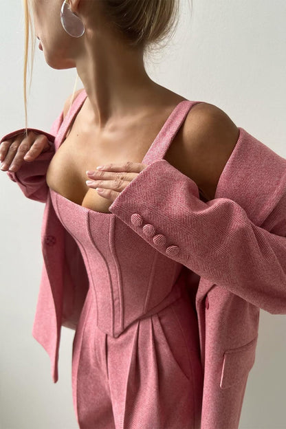 Grace – Tredelat Set med Dubbelknäppt Blazer