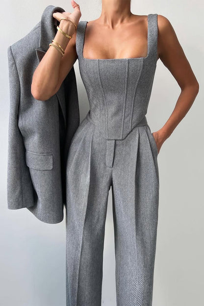 Grace – Tredelat Set med Dubbelknäppt Blazer
