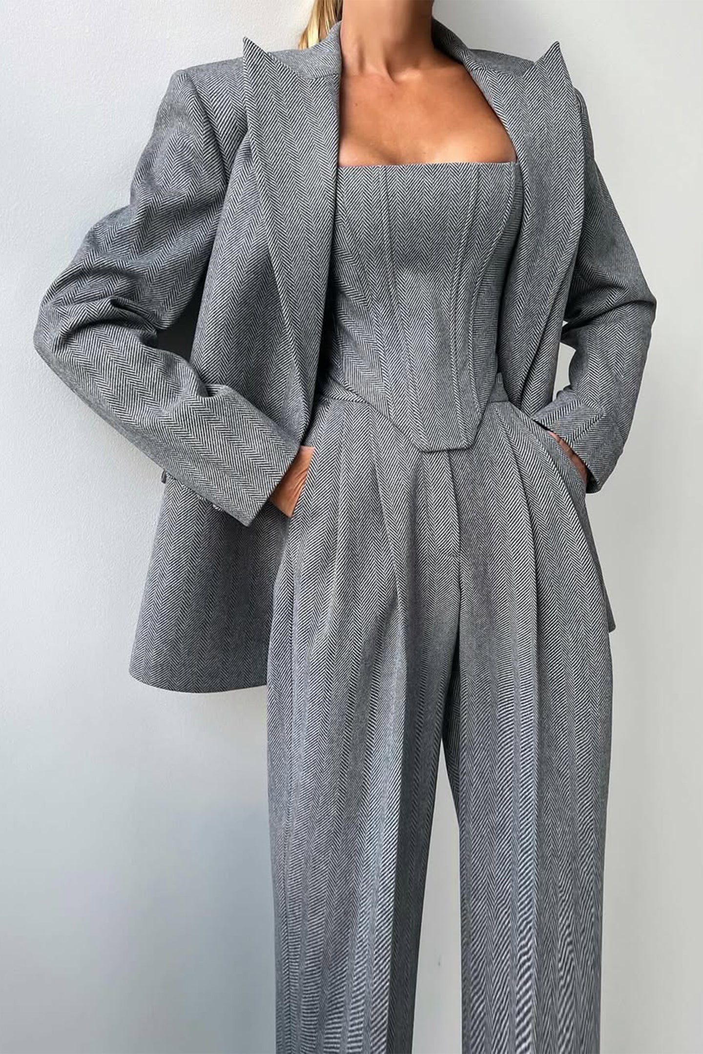 Grace – Tredelat Set med Dubbelknäppt Blazer