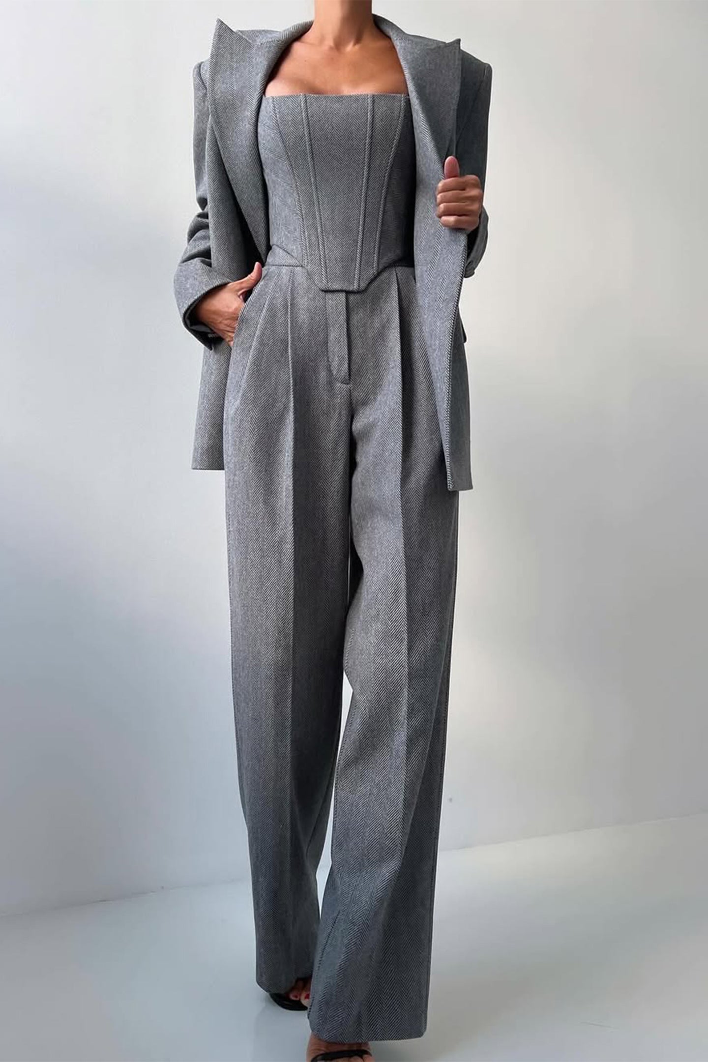 Grace – Tredelat Set med Dubbelknäppt Blazer
