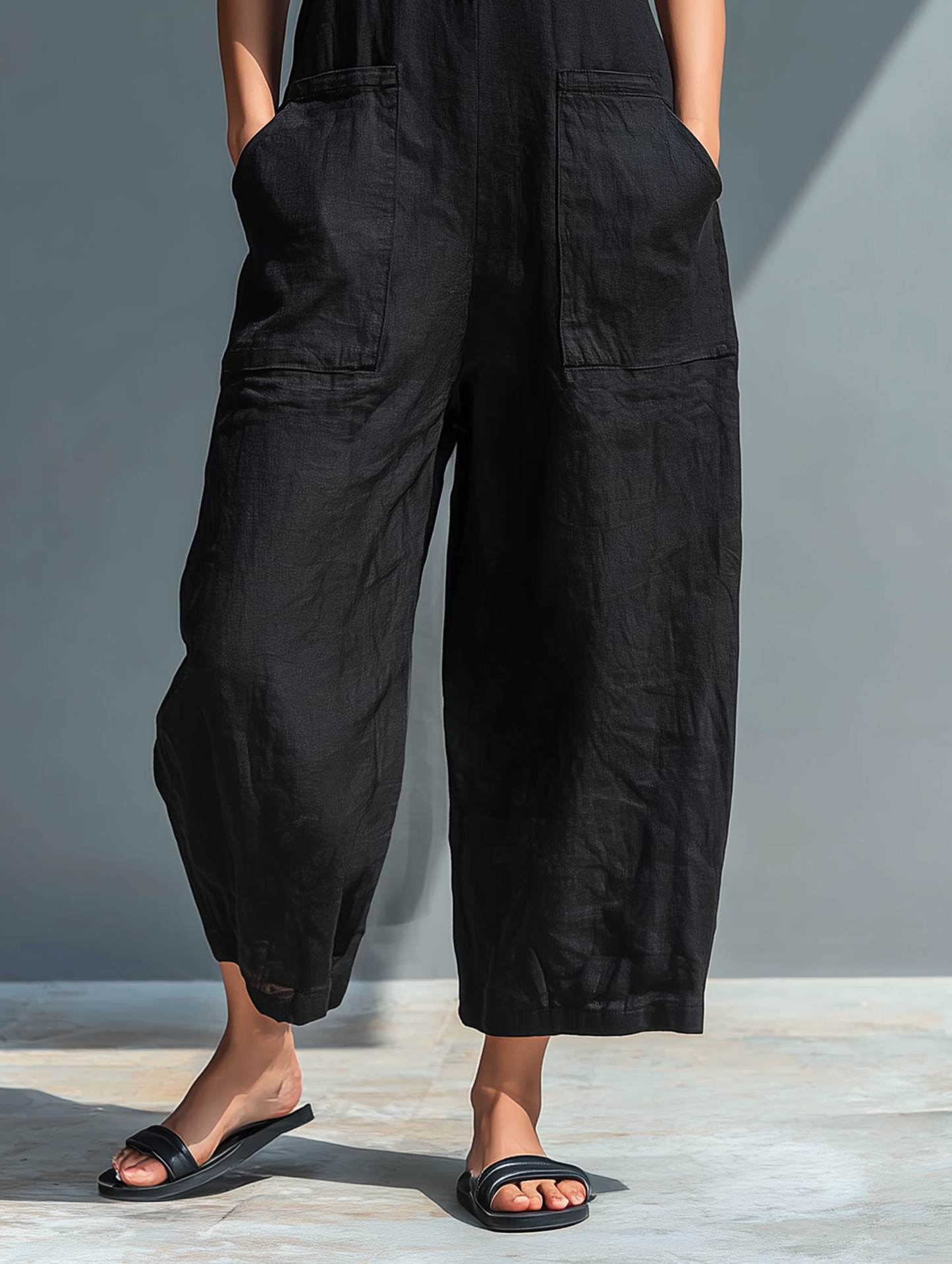 Selma | Minimalistisk Ärmlös Jumpsuit i Linneblandning